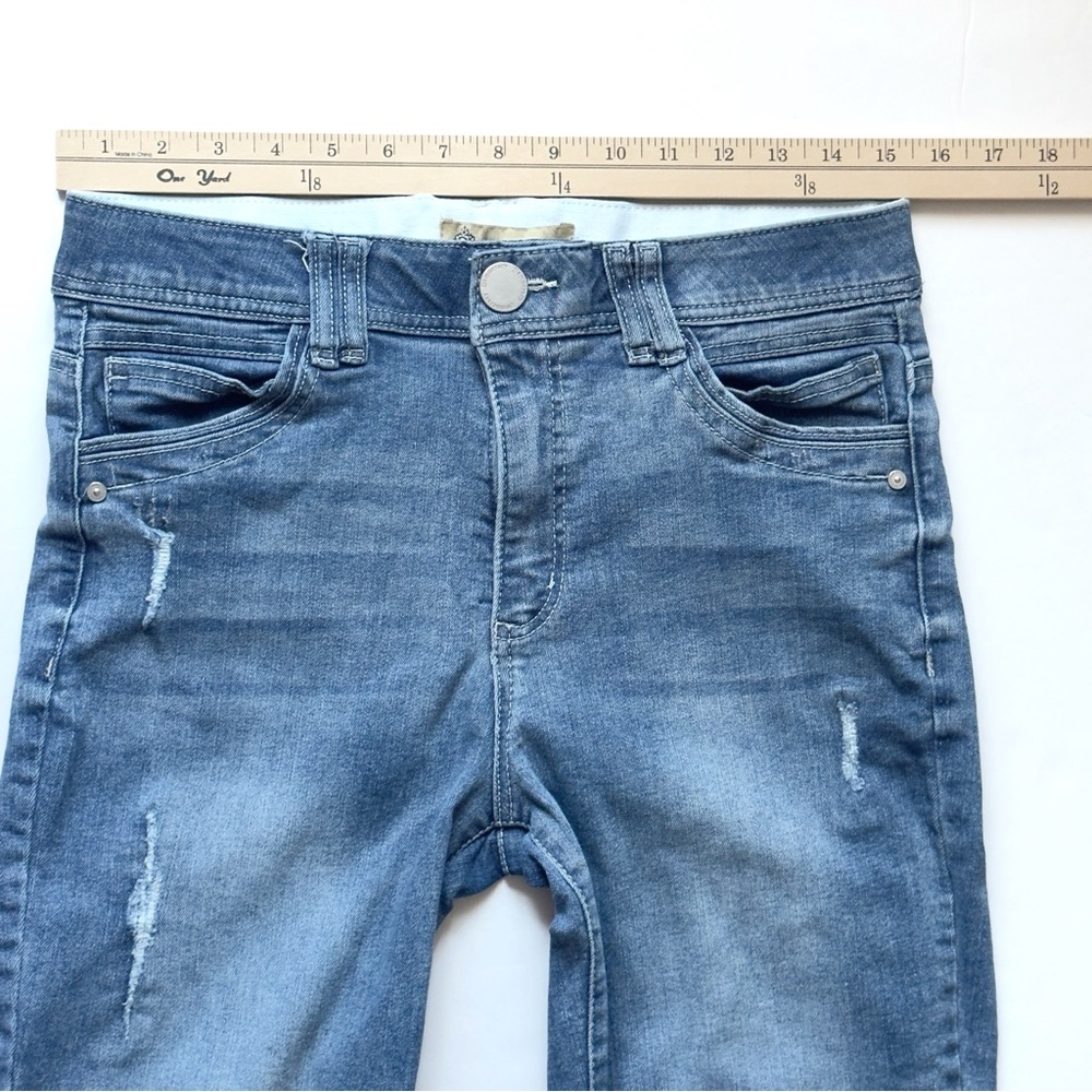 Democracy Ab Technology Skinny Jeans 8 Light Wash Stretch Raw Hem Distressed Mom - Picture 8 of 13